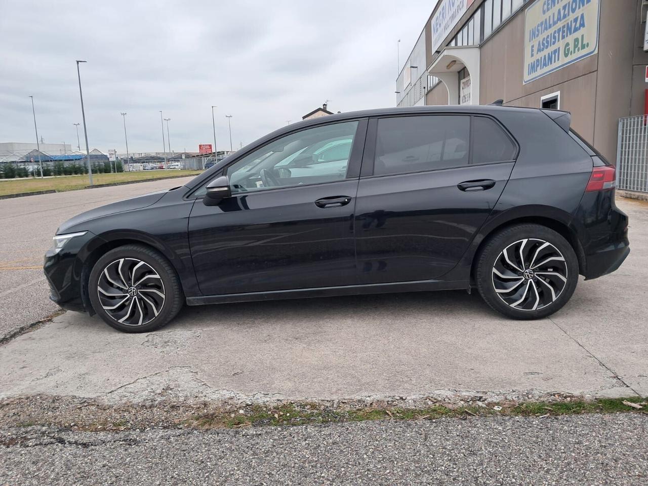 Volkswagen Golf 1.5 TGI Style