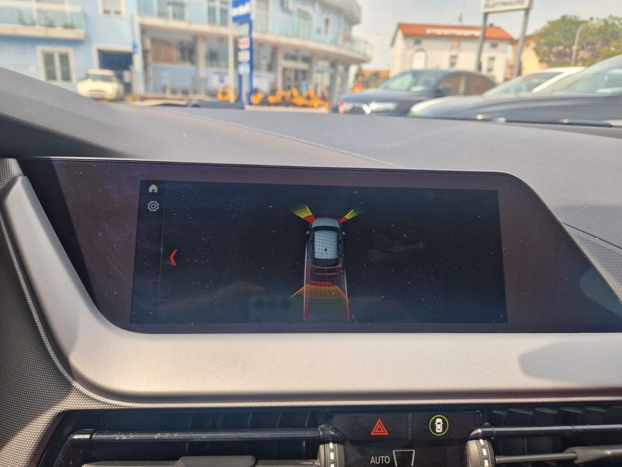 Bmw 116d 5p. Advantage NEOPATENTATI OK