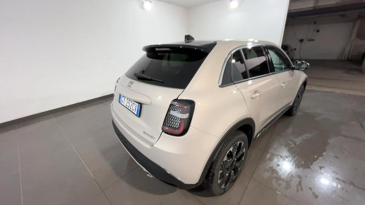 Fiat 600 Hybrid 136 CV DCT MHEV La Prima