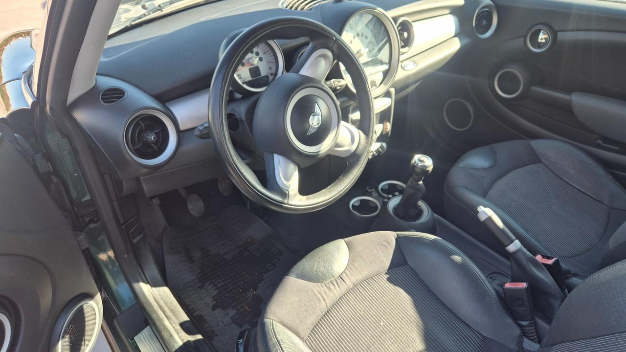 Mini 1.6 16V Cooper D