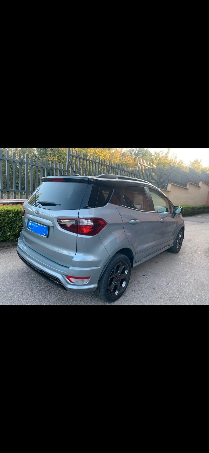 Ford EcoSport 1.5 95 CVST-Line Black Edition