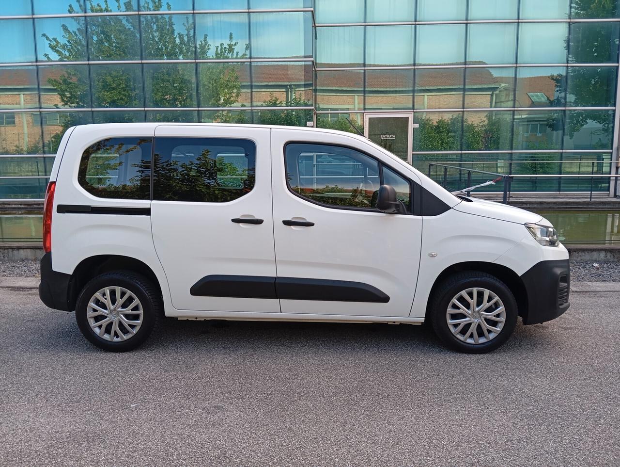 Citroen Berlingo 1.5 BlueHDi 100 Feel 2022 E 329 MESE