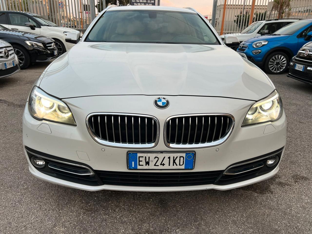 Bmw 520 520d xDrive Touring Luxury