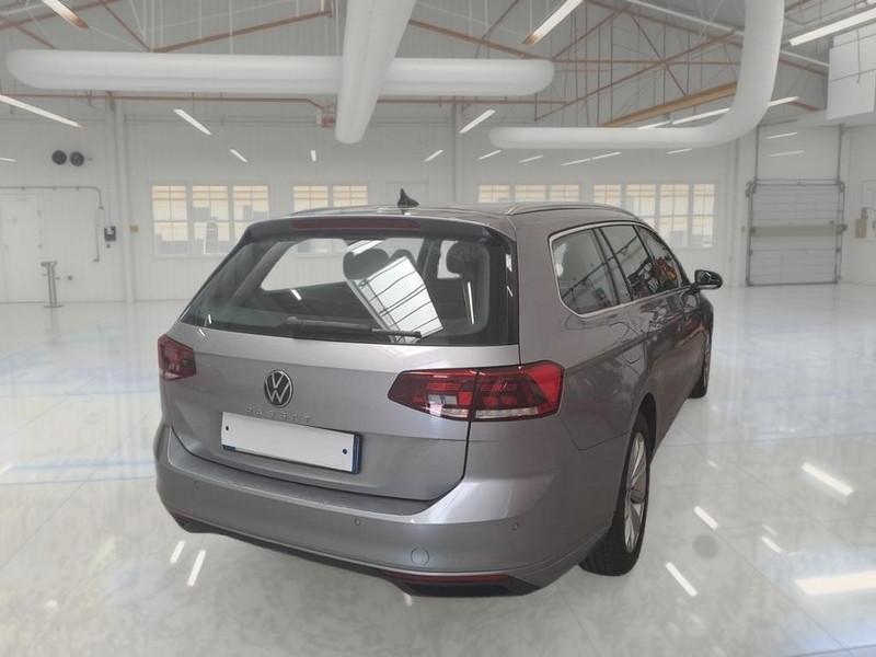 VOLKSWAGEN PASSAT VARIANT 2.0 TDI SCR EVO 90KW BUSINESS DSG STATION WAGON