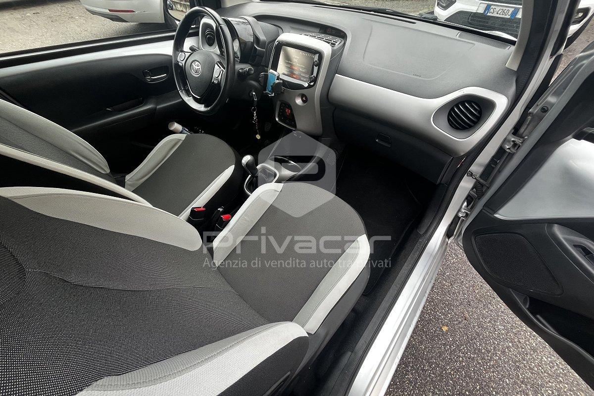 TOYOTA Aygo 1.0 VVT-i 69 CV 5 porte x-wave