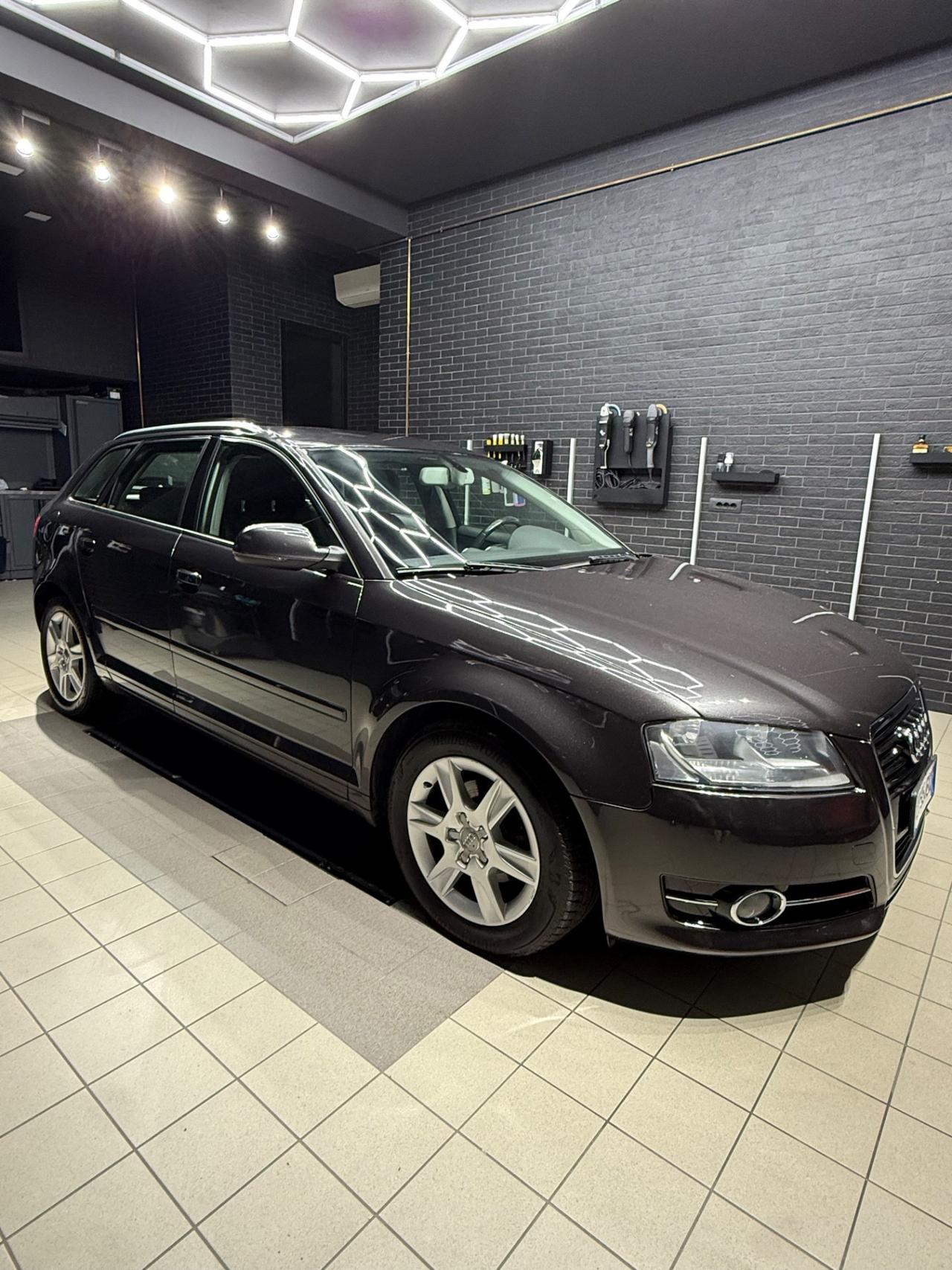 Audi A3 1.6 TDI 105 CV CR S tronic Attraction