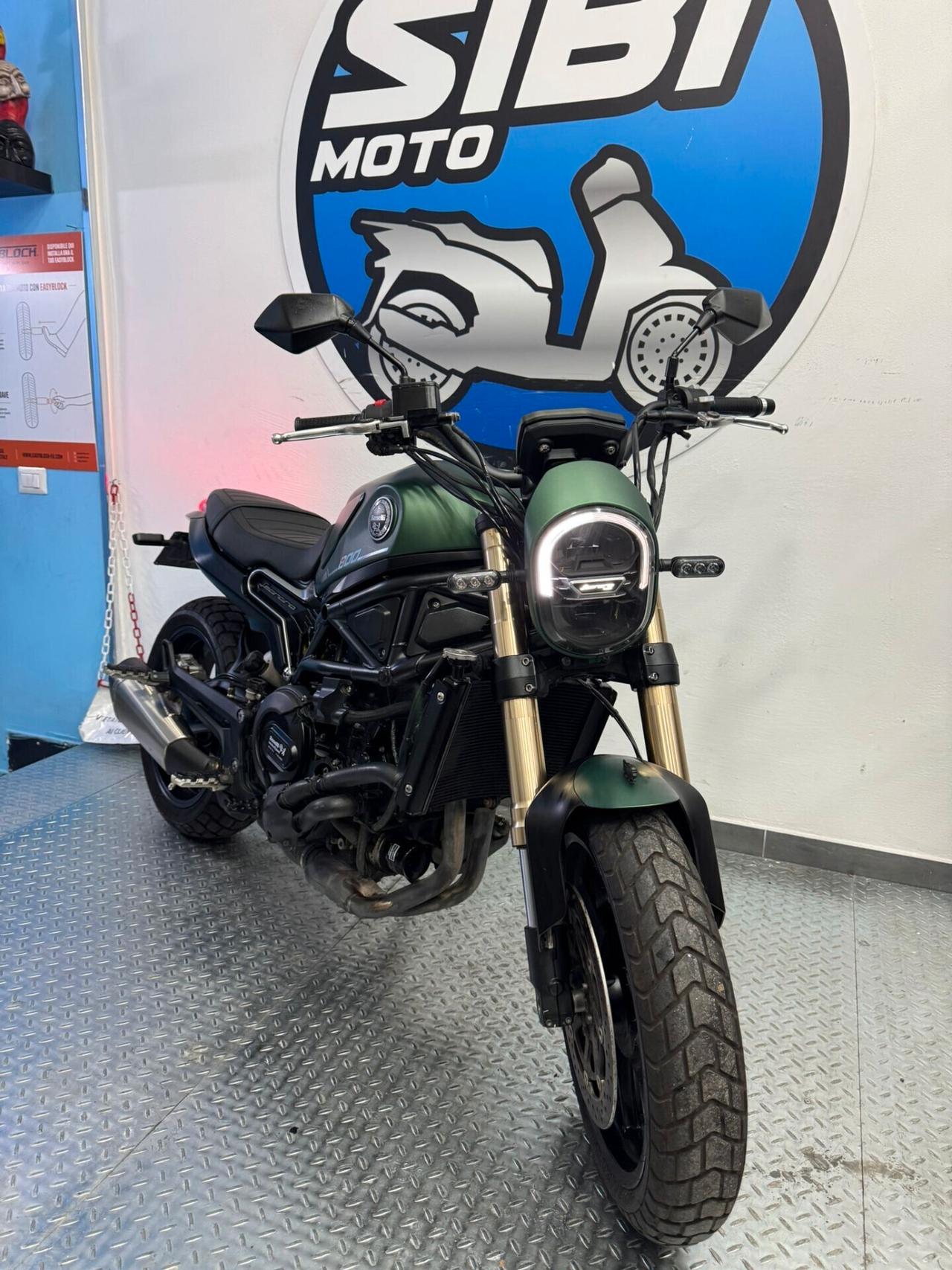Benelli Leoncino Trail 800
