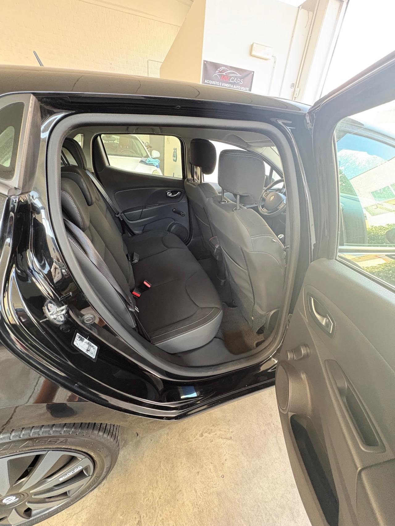 Renault Clio 1.2 75CV 5 porte Life limited