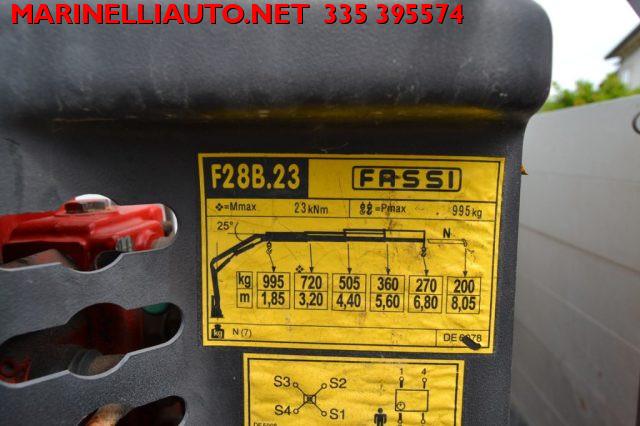 RENAULT Mascott 160.35 7 P. 3.0 CASSONE FISSO CON GRU FASSI F28