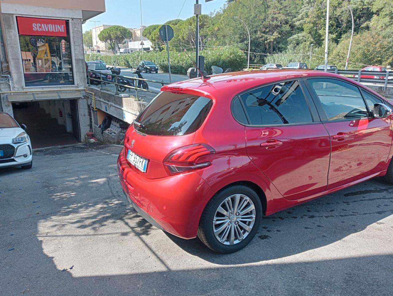 Peugeot 208 BlueHDi 75 S&S 3 porte Active OK neopatentati