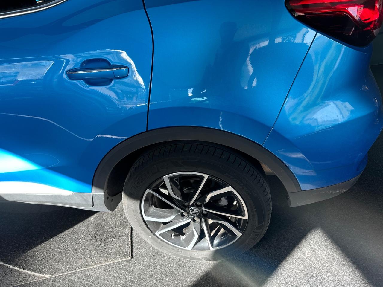 Mg ZS 1.0 LUXURY