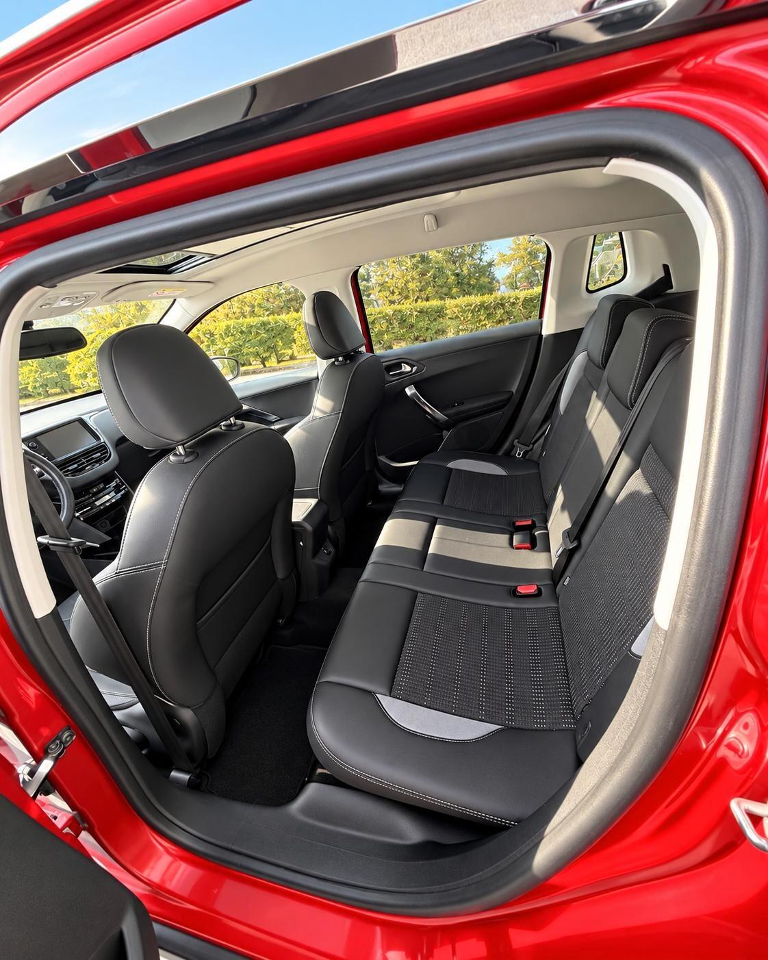 Peugeot 2008 BlueHDi 100 Allure