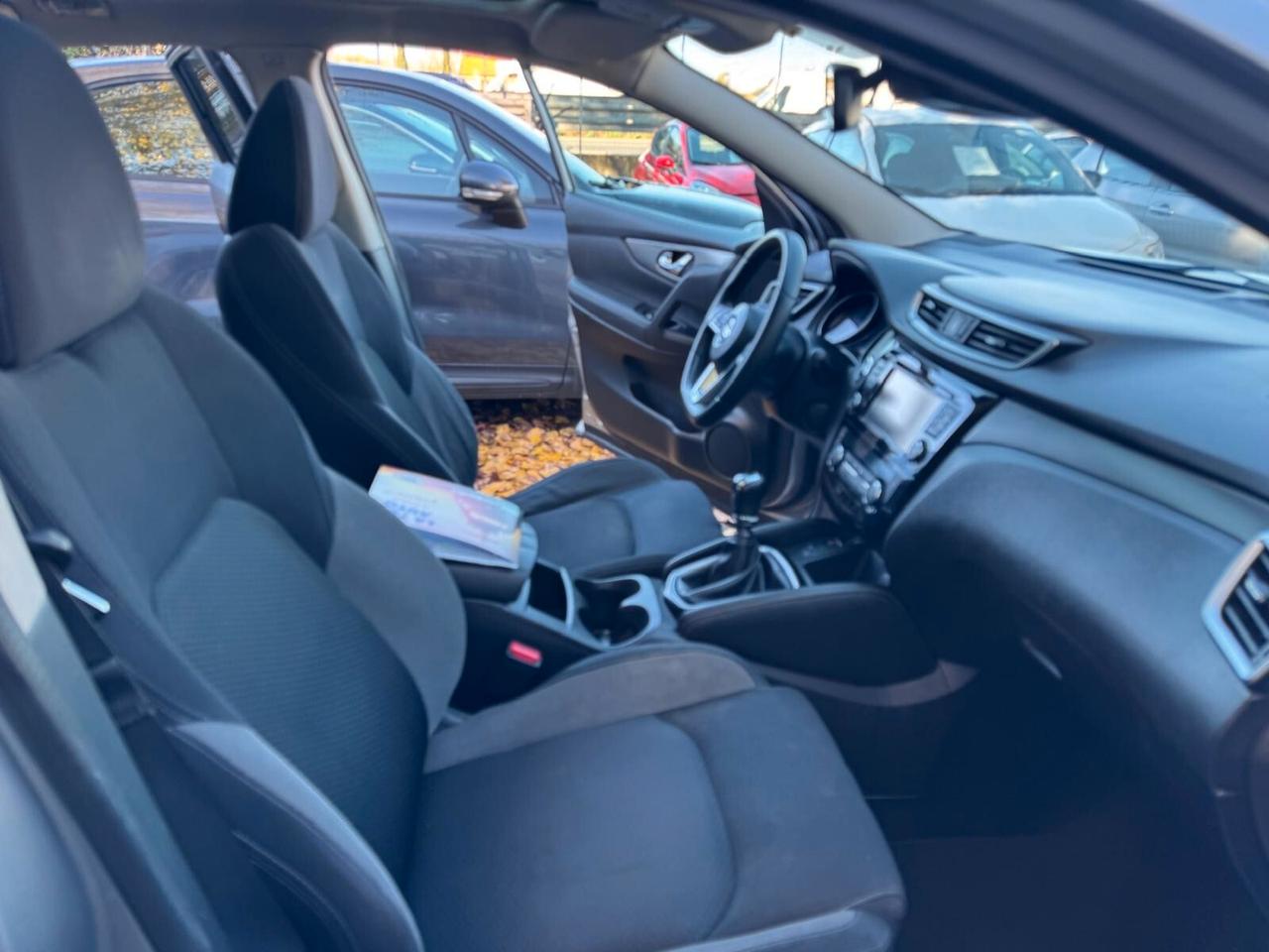 Nissan Qashqai 1.5 dCi N-Connecta