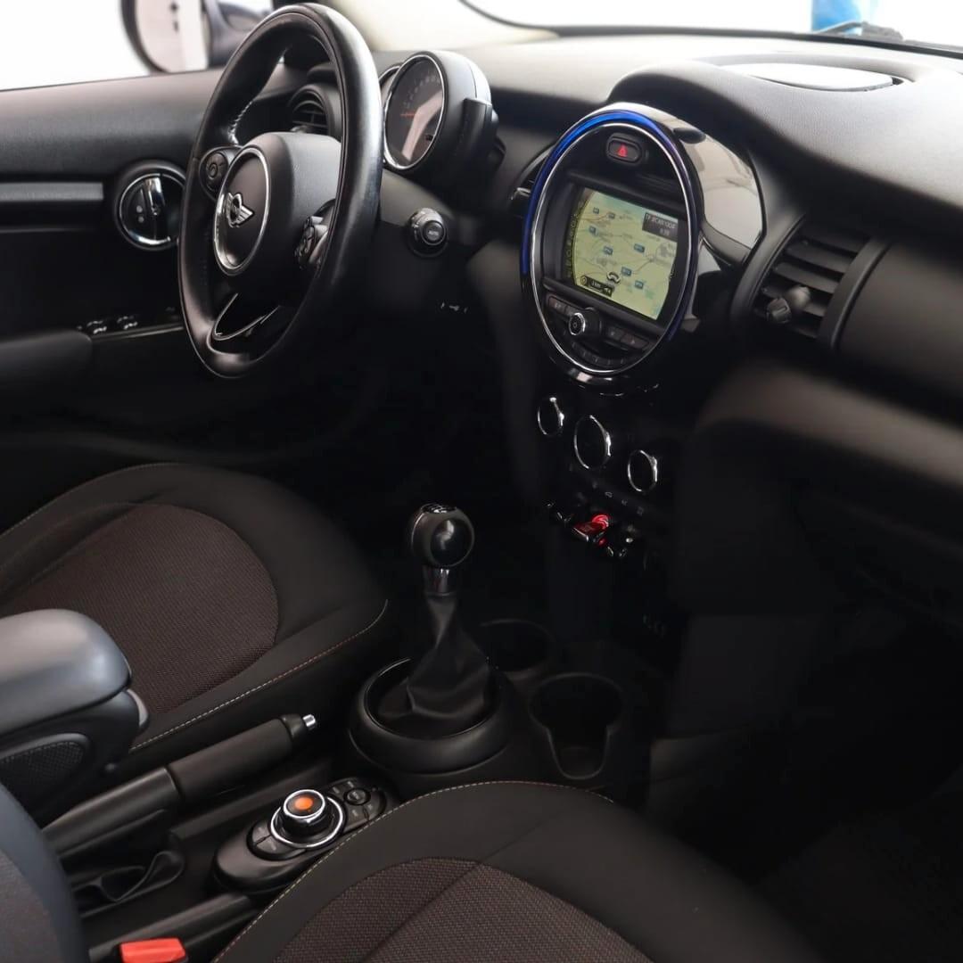 Mini 1.5 Cooper D 5 porte