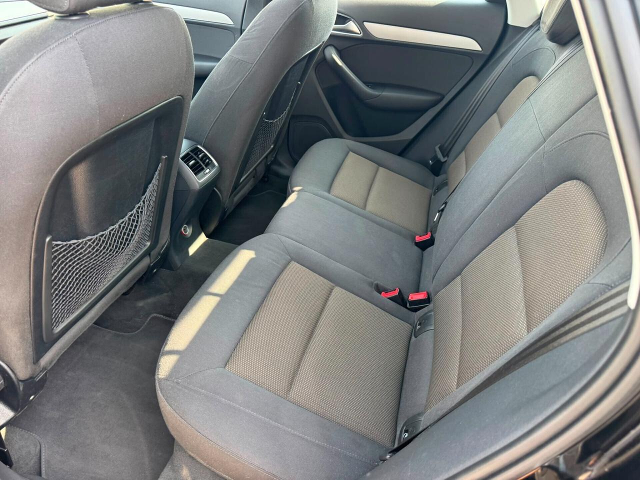 Audi Q3 2.0 TDI quattro S tronic S-Line Edition