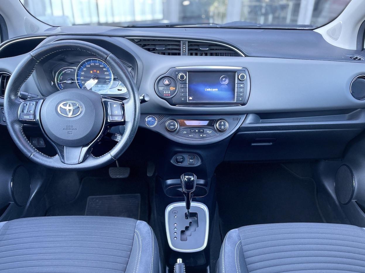 Toyota Yaris 1.5 Hybrid 73CV E6 Neo. Automatica - 2016