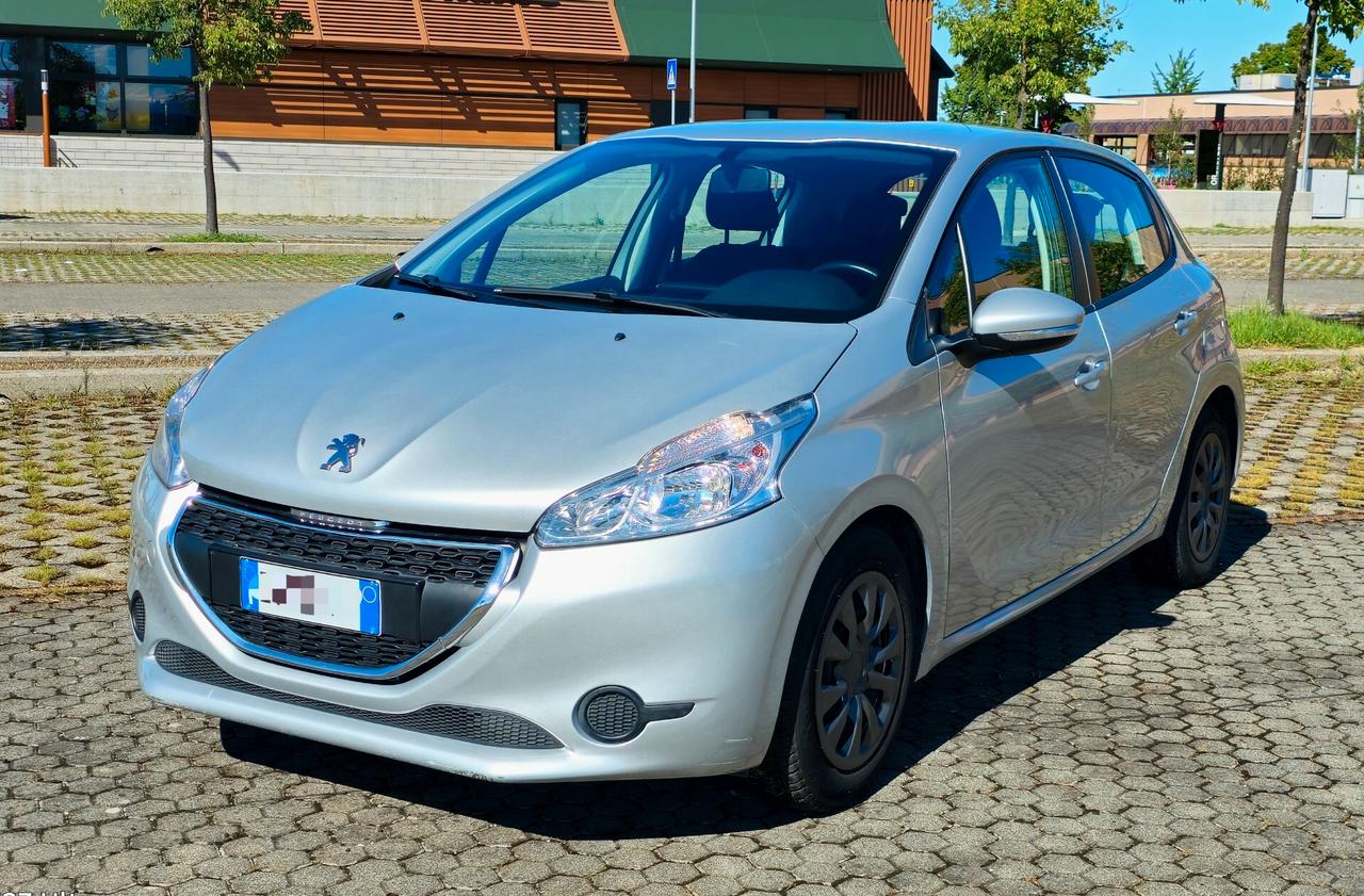 Peugeot 208 full optional Metano garantita 12 mesi