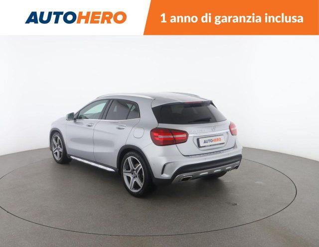 MERCEDES-BENZ GLA 220 d Automatic Premium