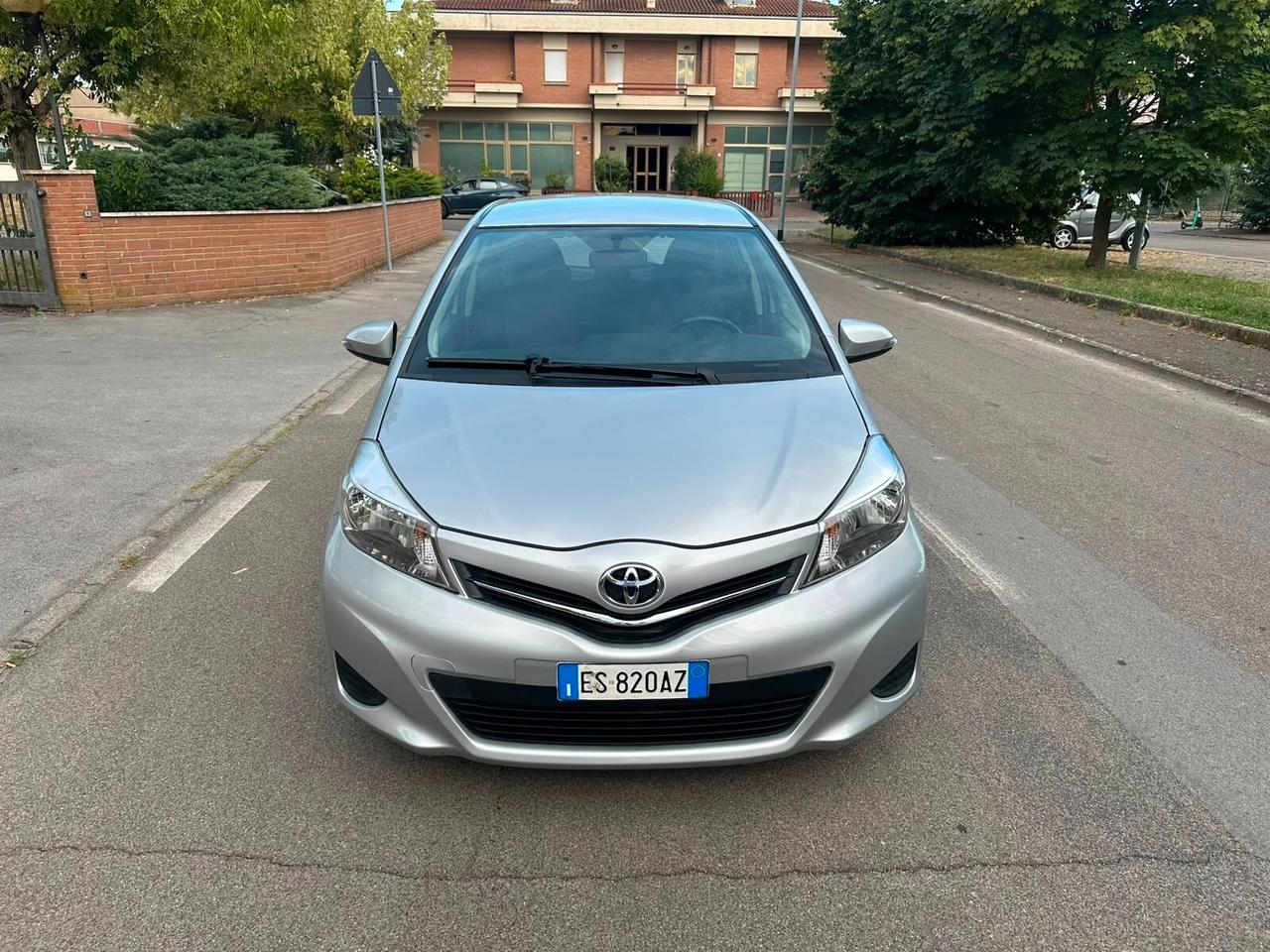 Toyota Yaris benzina 5 porte