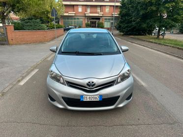 Toyota Yaris benzina 5 porte