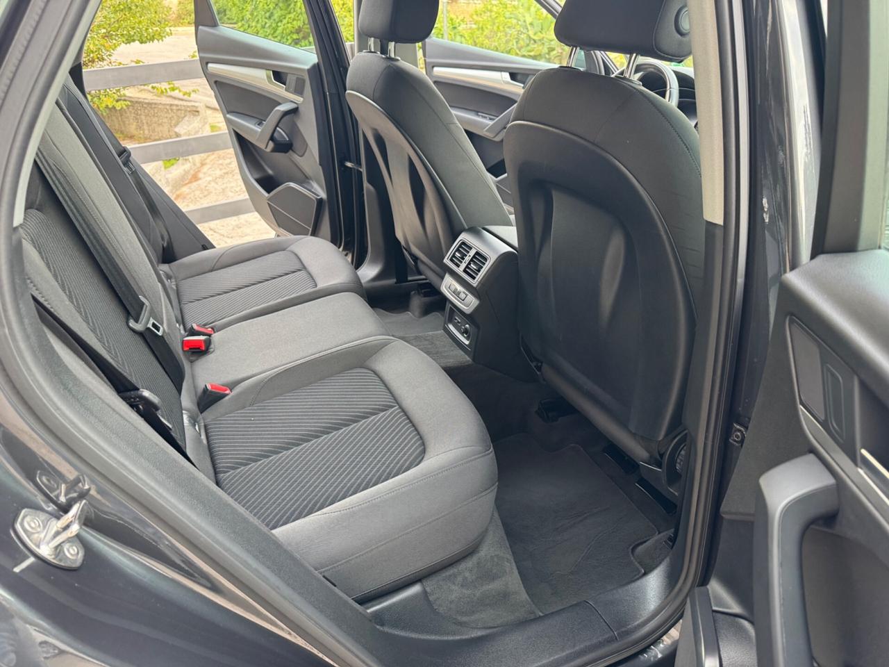 Audi Q5 2.0 TDI 204cv - NEW MODEL - 2021