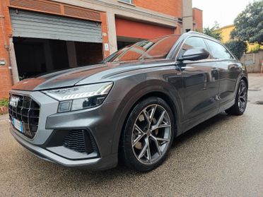 Audi Q8 50 TDI 286 CV quattro tiptronic Sport