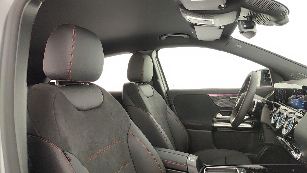 Mercedes-Benz GLA 200 d automatic