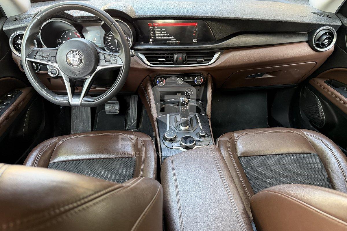 ALFA ROMEO Stelvio 2.2 Turbodiesel 180 CV AT8 RWD Executive