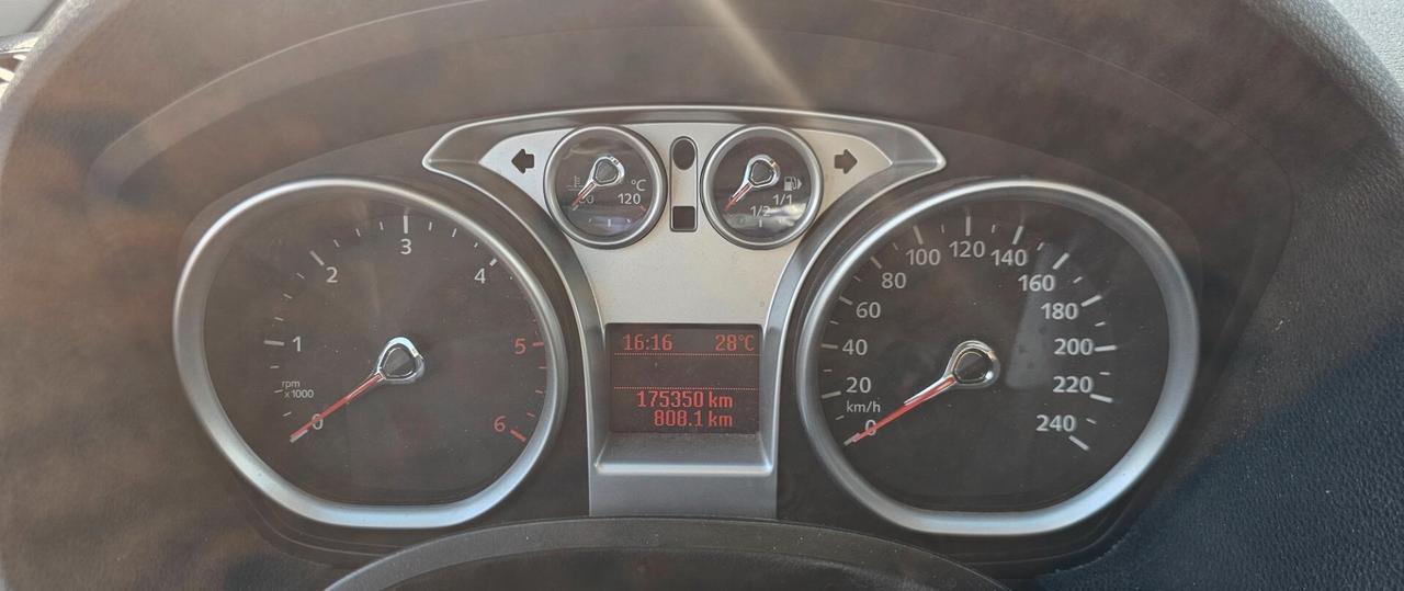 Ford Kuga 2.0 TDCi 136 CV 4WD Titanium DPF