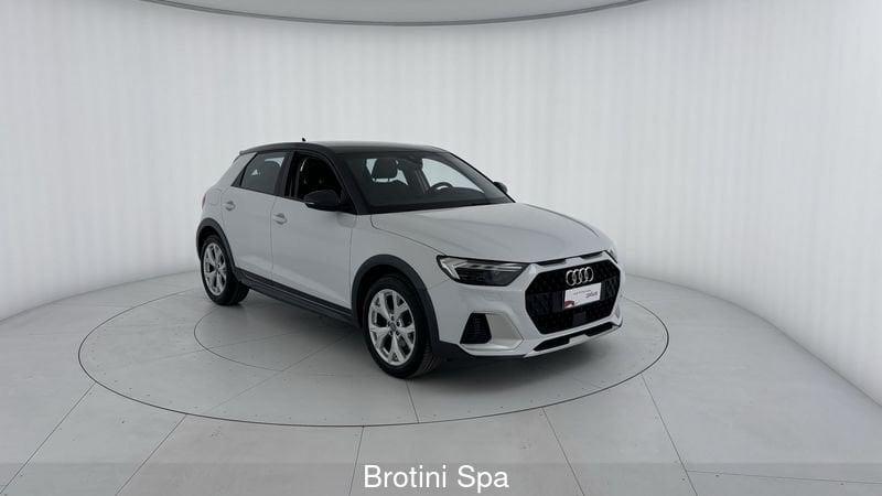 Audi A1 citycarver 25 TFSI