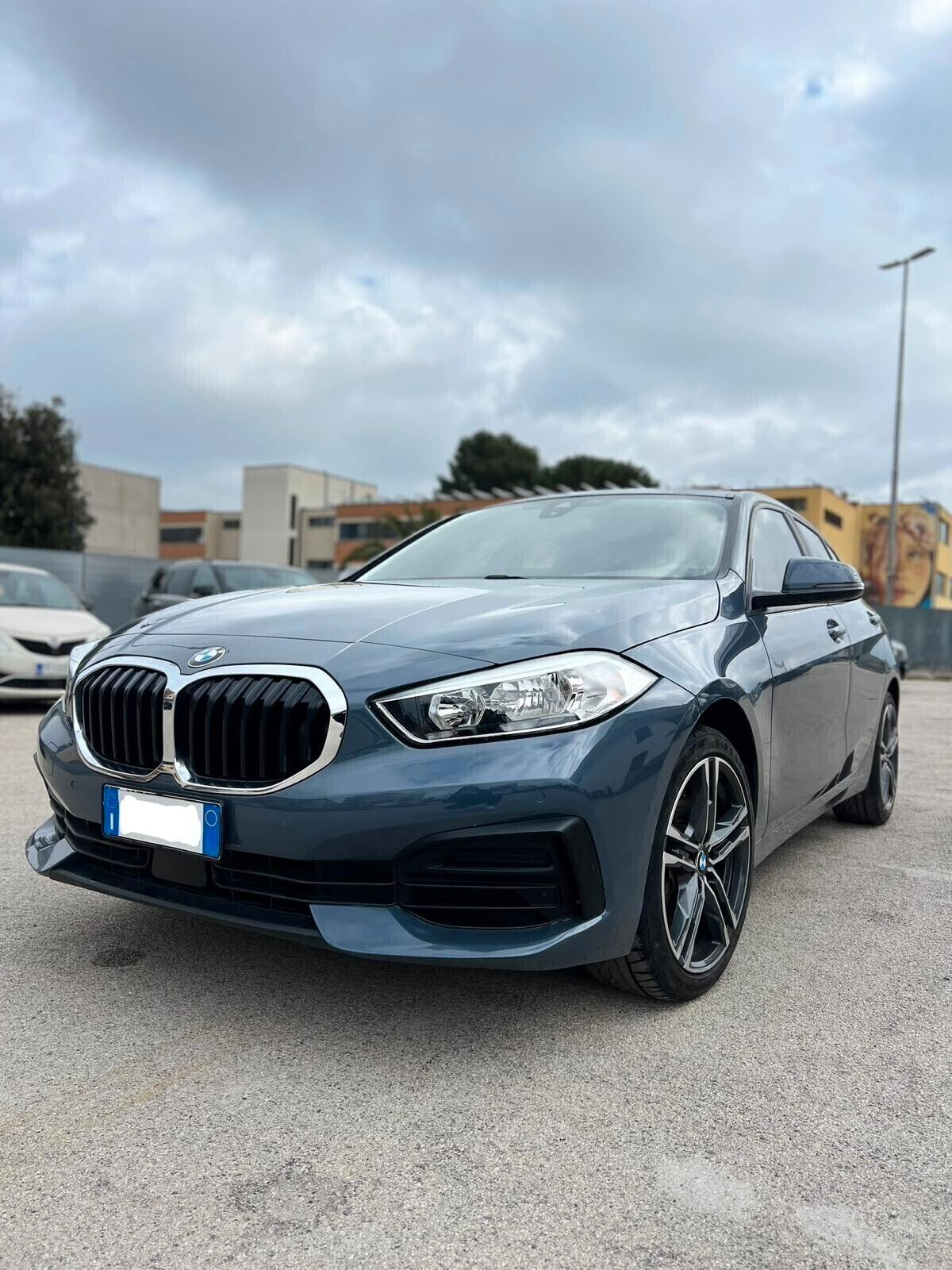 Bmw 116 116d 5p. Business Advantage