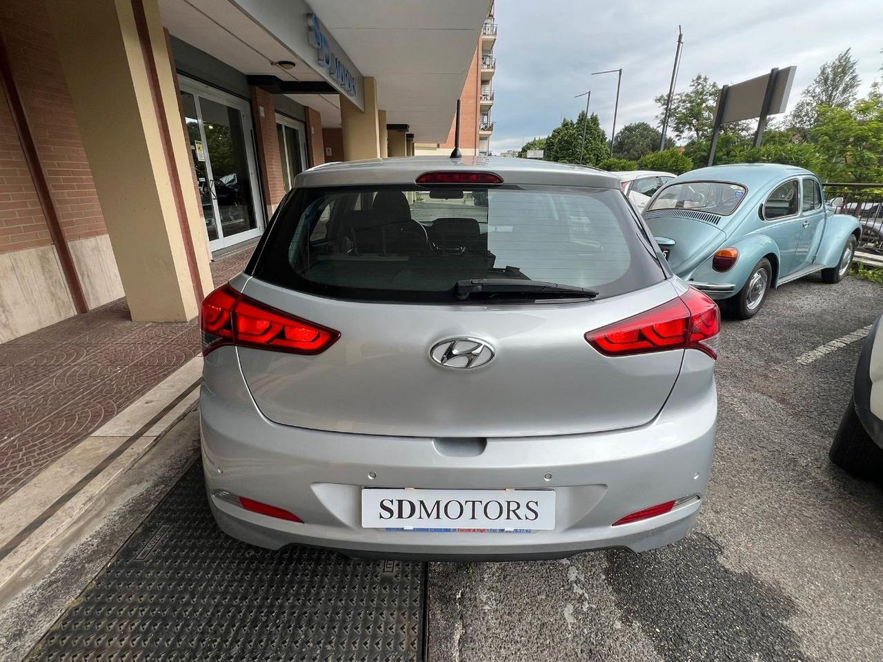 Hyundai i20 5 Porte i20 5p 1.2 Login 84cv
