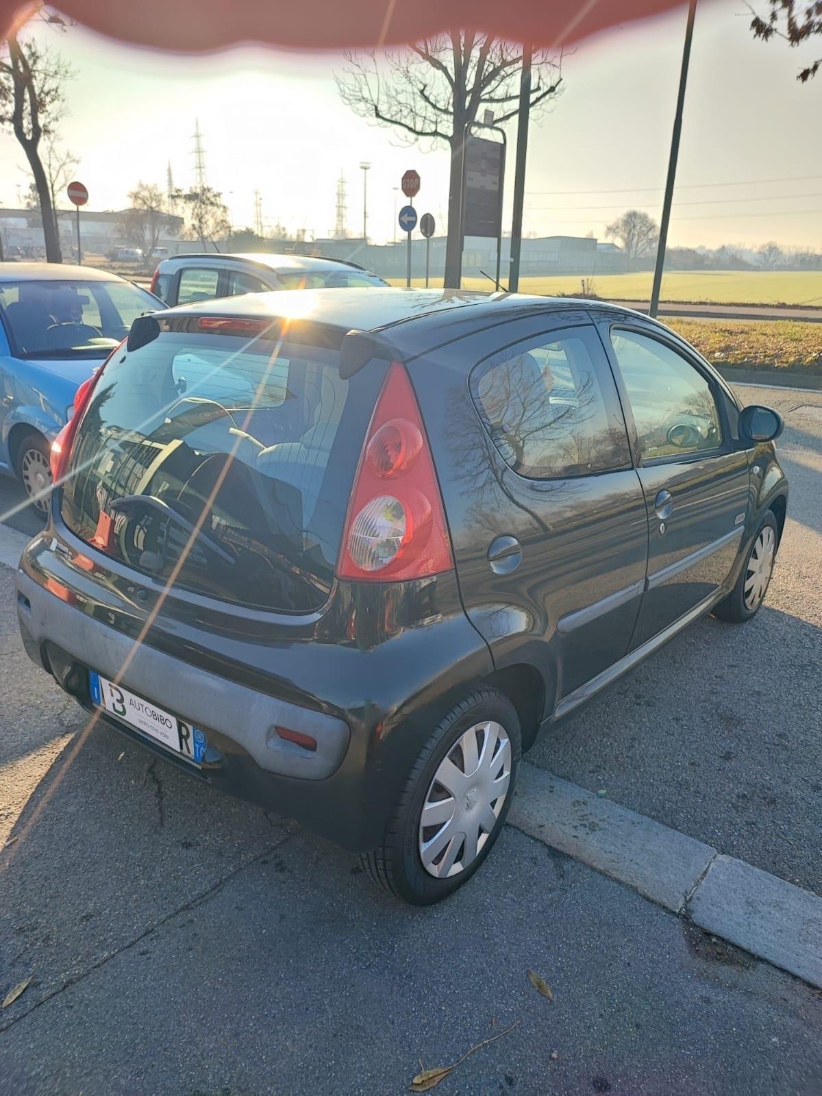 Peugeot 107 1.0 68CV 5p. Sweet Years