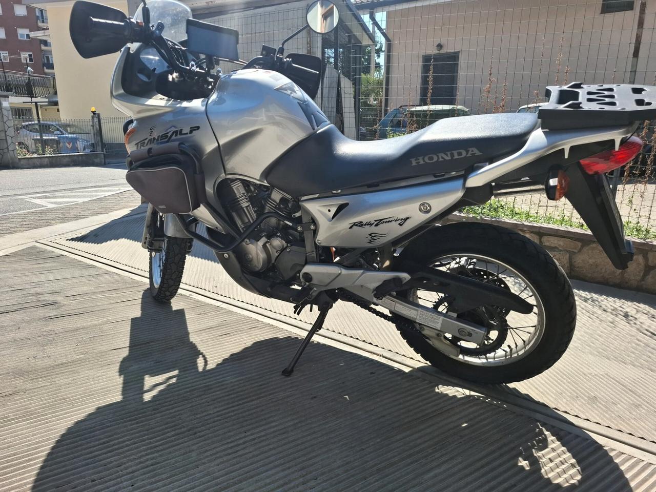 Honda Transalp 650