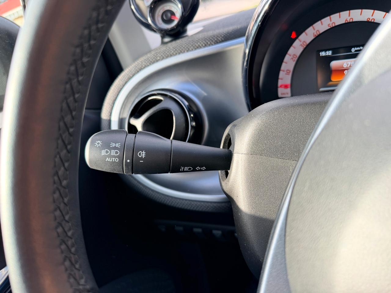 Smart ForTwo EQ Passion prezzo reale LED