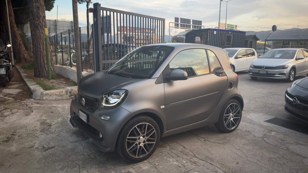 Smart ForTwo 90 0.9 Turbo Allestimento Brabus