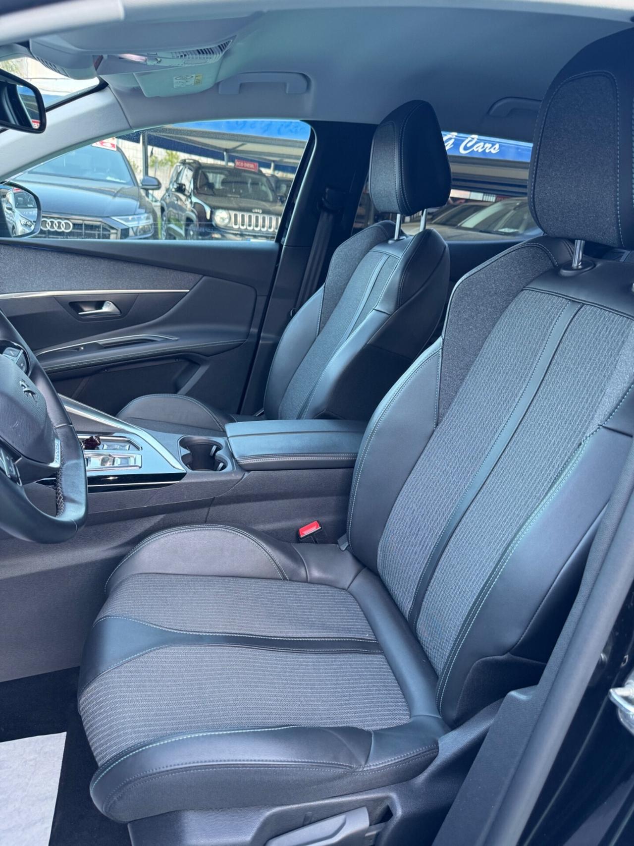 Peugeot 3008 BlueHDi 130 S&S EAT8 Allure Pack