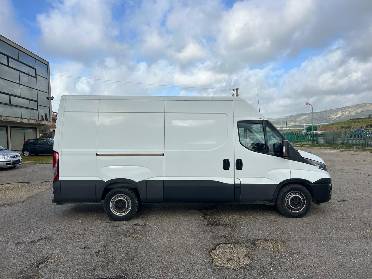 Iveco Daily 35-160 Hi-MATIC