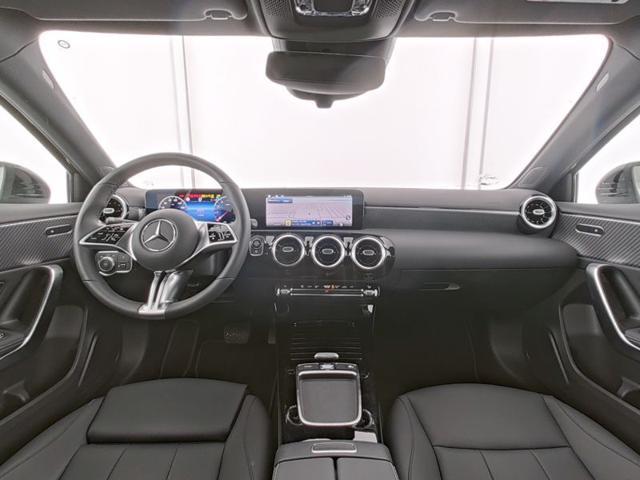 MERCEDES-BENZ A 180 Automatic Progressive Advanced
