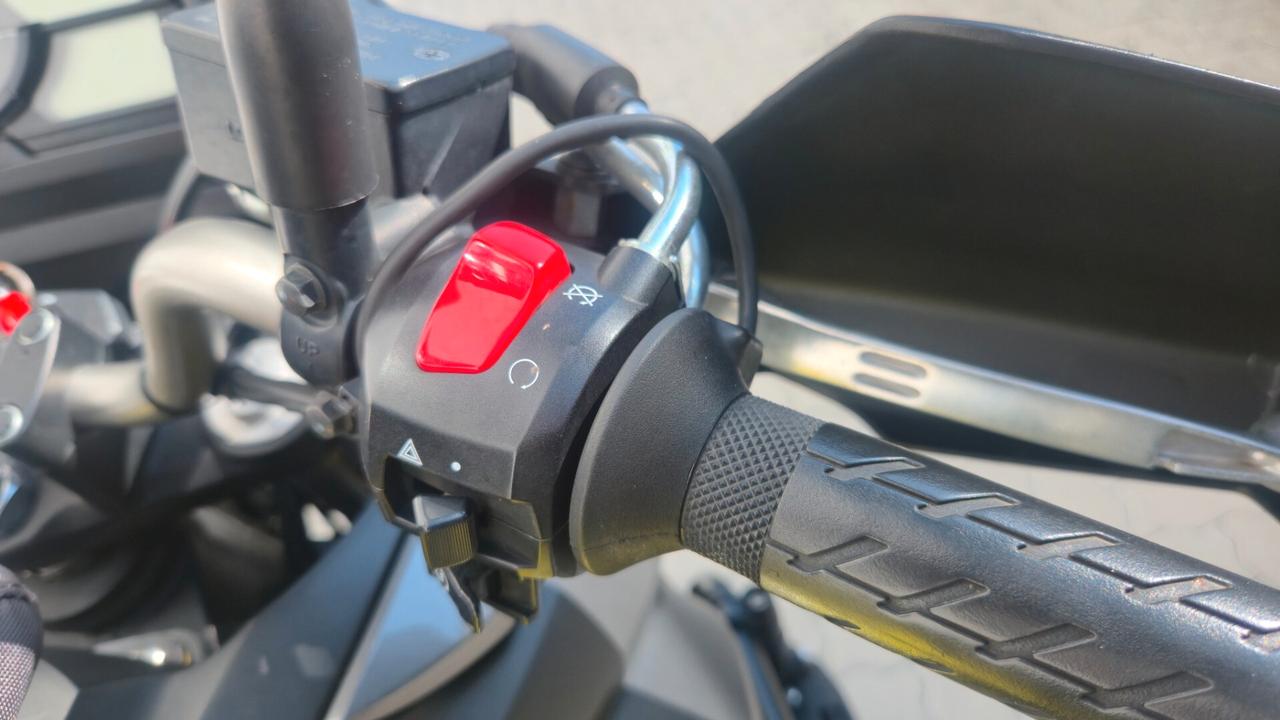 Suzuki V Strom DL 650 XT ABS