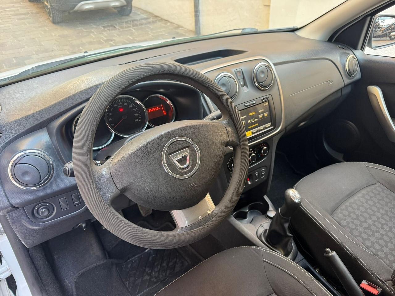 DACIA Sandero 1.5 dCi 8V 75CV Laureate