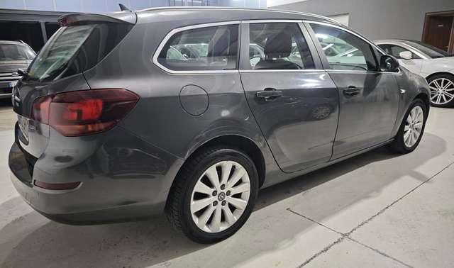 Opel Astra Neopatentati