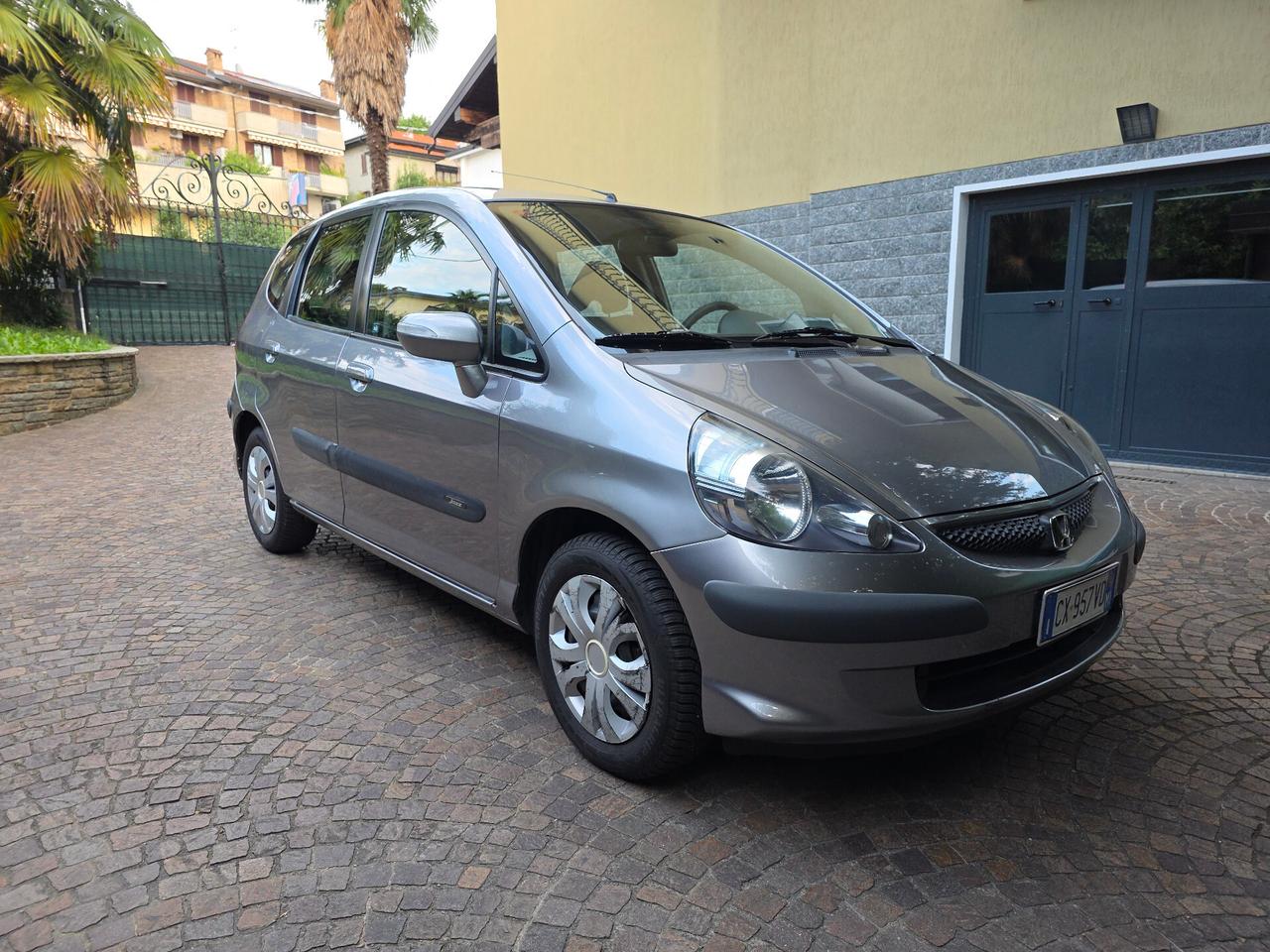 Honda Jazz 1.4 i-DSi 5p. 7 Speed CVT Graph.
