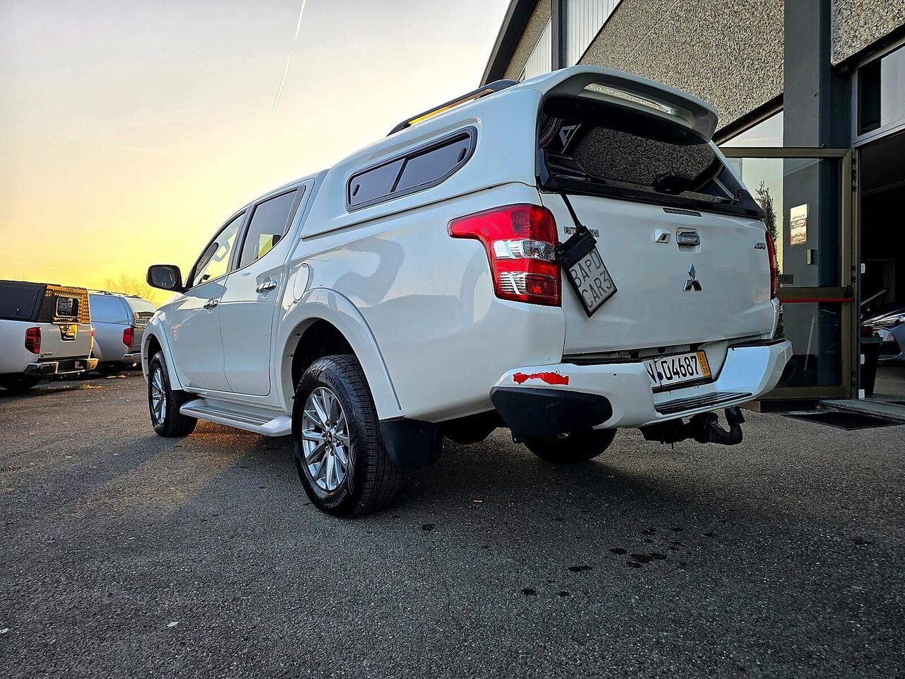 Mitsubishi L200 2.4 DI-D/181CV Intense