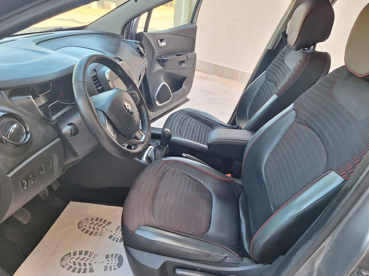 Renault Captur 1.5 DCI Hypnotic PELLE NAVI 2017