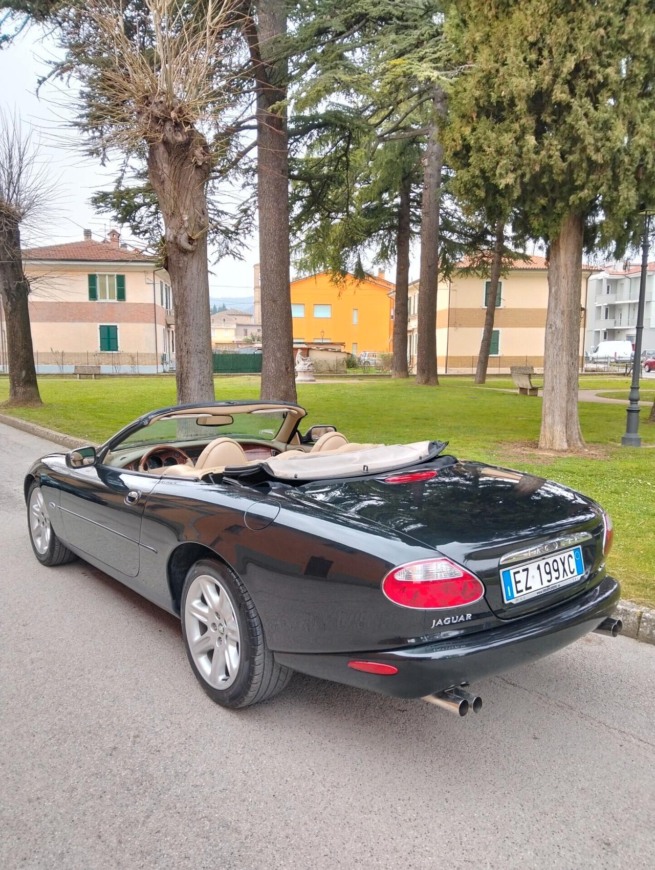 Jaguar XK8 Cabriolet