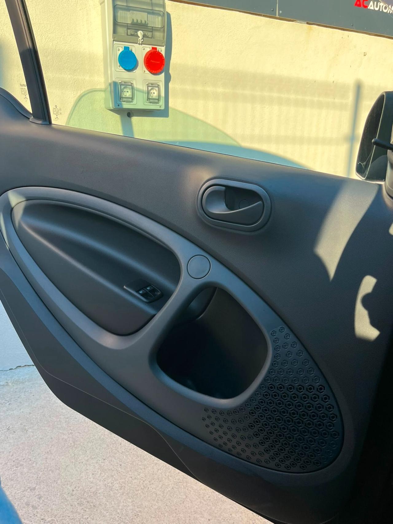 Smart ForTwo 70 1.0 twinamic Youngster
