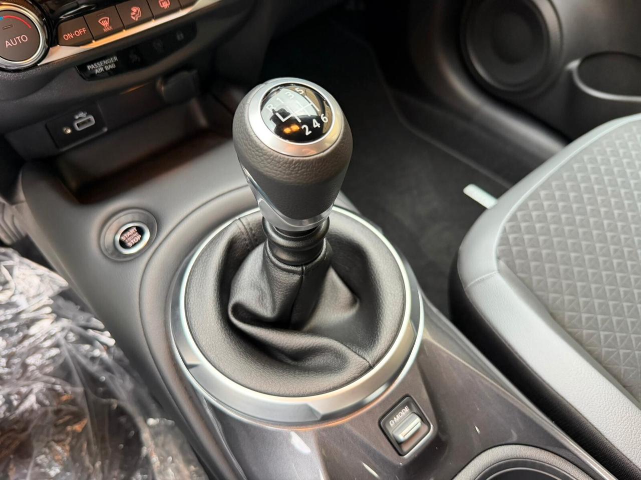 Nissan Juke 1.0 DIG-T 114 CV N-Connecta