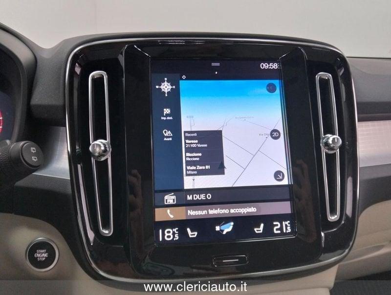 Volvo XC40 B4 AWD Geartronic Momentum Pro