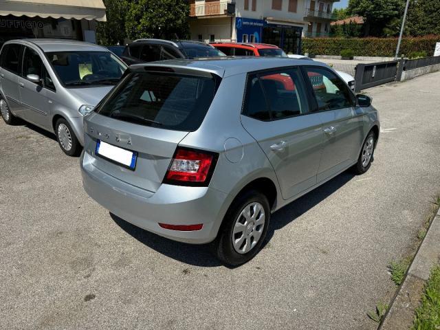 SKODA - Fabia - 1.0 MPI 60 CV Business NEOPATENTATI